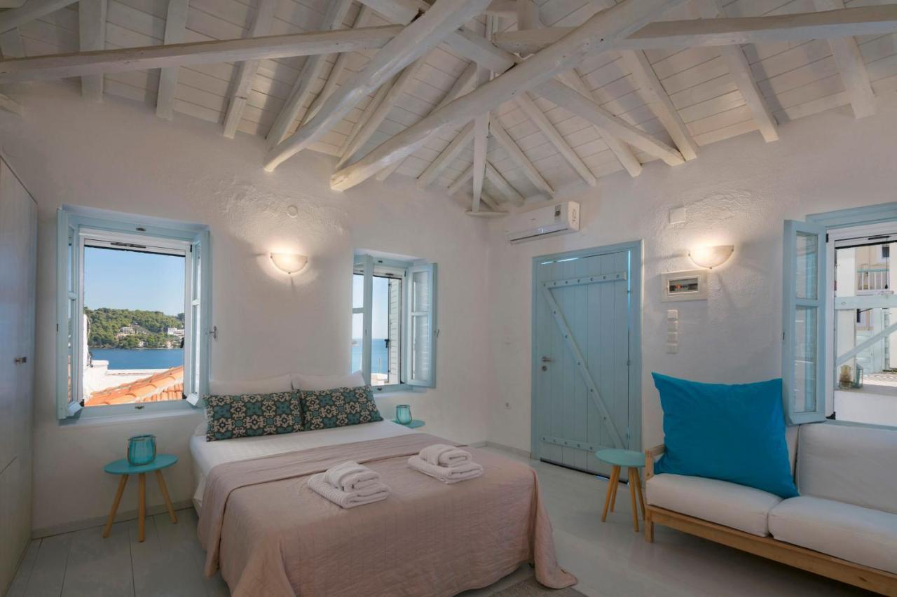Moonhouse Skiathos Chora
